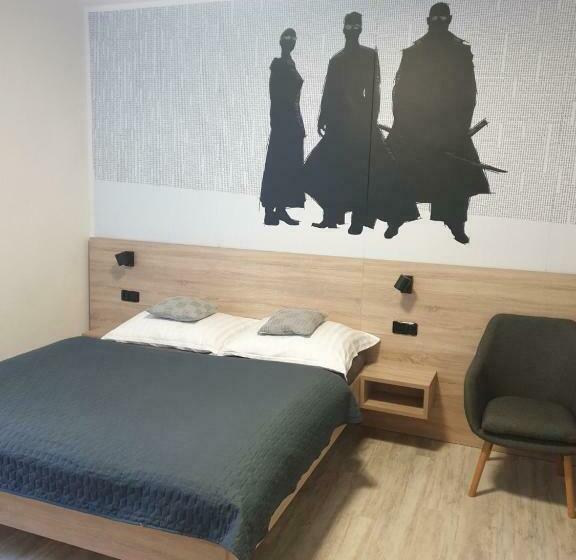 هتل Penzion Via Ferrata