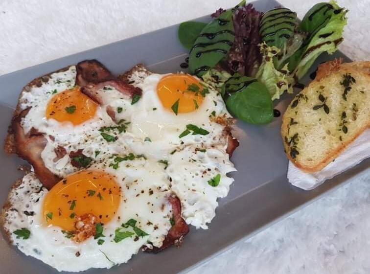 هتل Penzion Via Ferrata