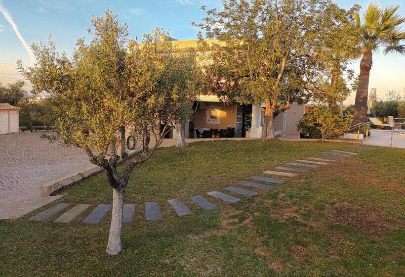 هتل Villa L Estaque