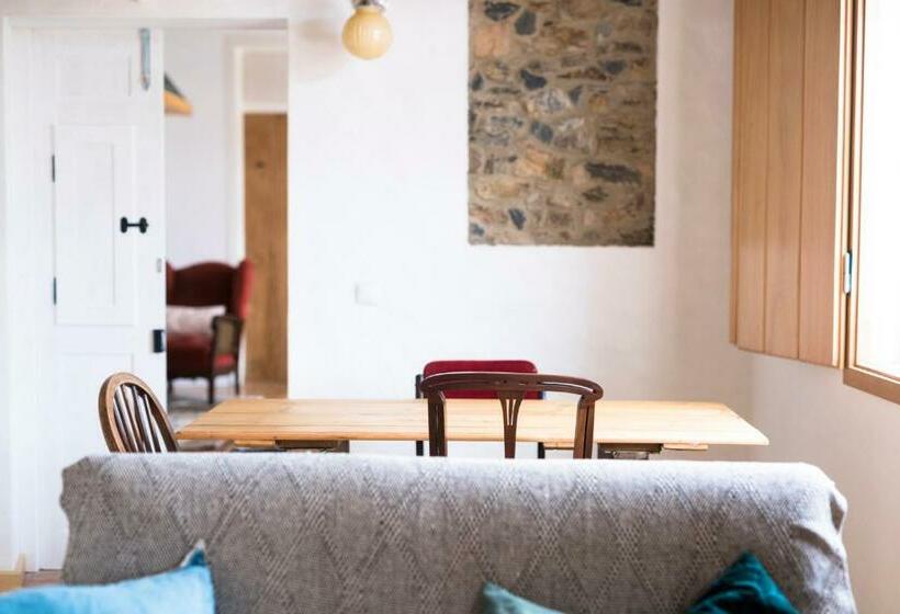 بنسيون Bohemian Antique Guesthouse