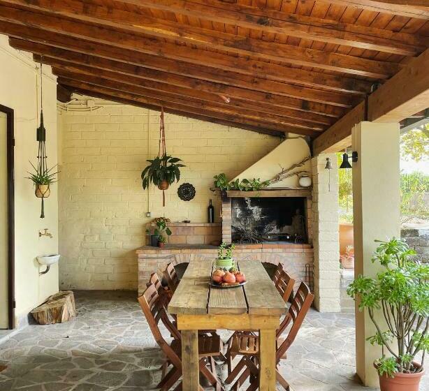 بنسيون Botanea Guest House