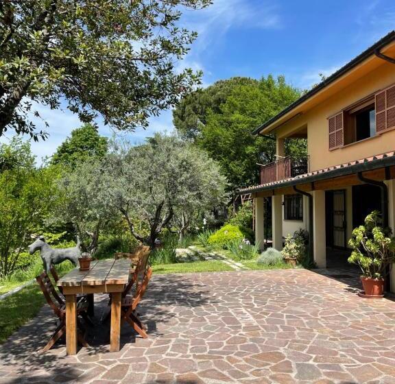 بنسيون Botanea Guest House