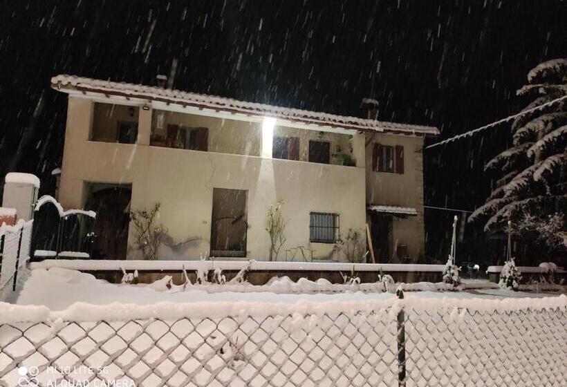 بنسيون La Casa Di Elena