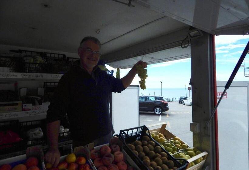 پانسیون Le Giüe