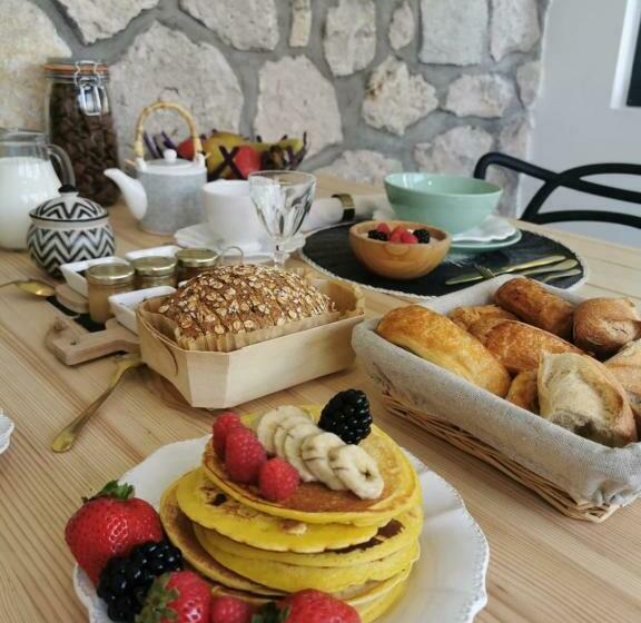 פנסיון Villa Moya, Dependance Privée Piscine & Spa