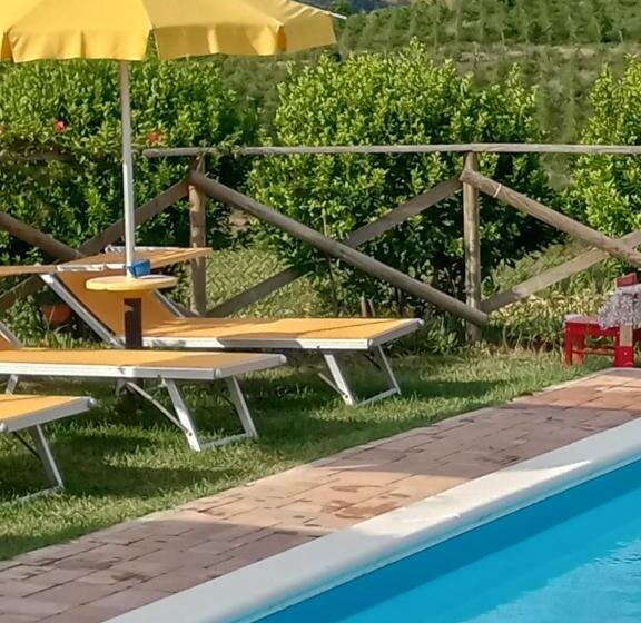 تختخواب و صبحانه Casa Vacanze La Quiete