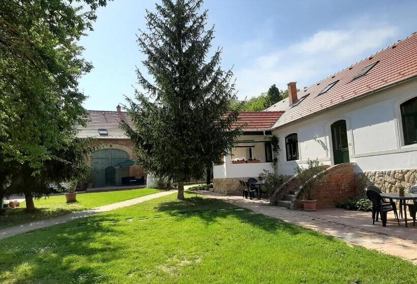 민박 Natúra Panzió&apartmanház