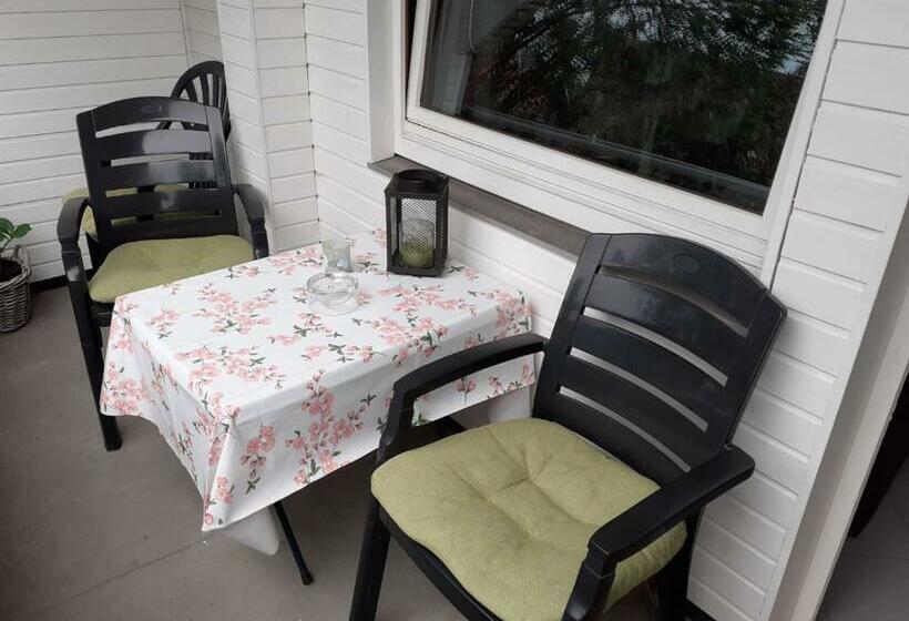 צימר Zum Hoambarg, Kitchen, Balcony, Bathroom