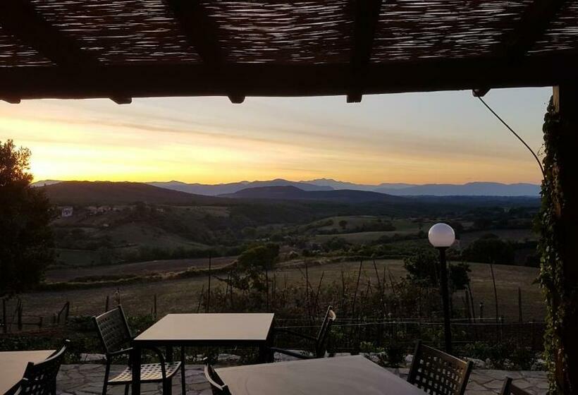 Отель Cerqueti Agriturismo