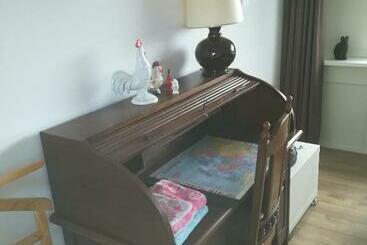 تختخواب و صبحانه De Wielen
