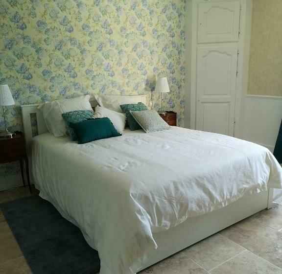 تختخواب و صبحانه Le Mas Des Agapes