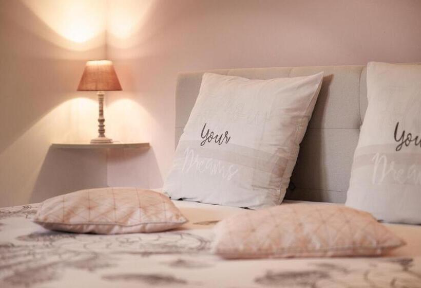 ベッドアンドブレックファースト O  Bonheur De L Olivier Chambres Et Gîtes 4 étoiles
