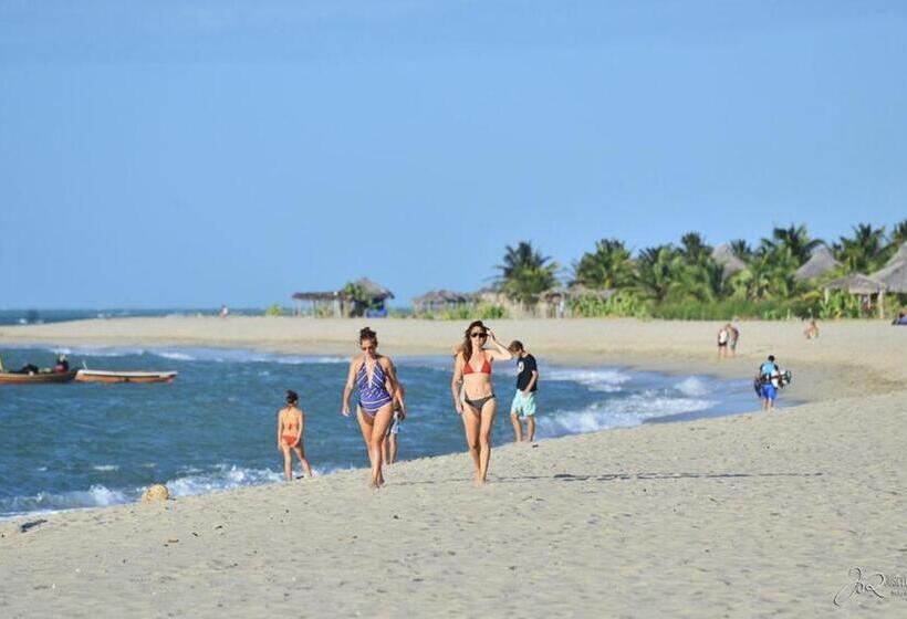 پانسیون Beach House Suite 1 Na Praia Beachfront