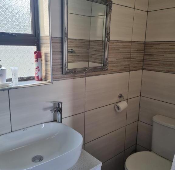 פנסיון Botle Ba Afrika Lodge