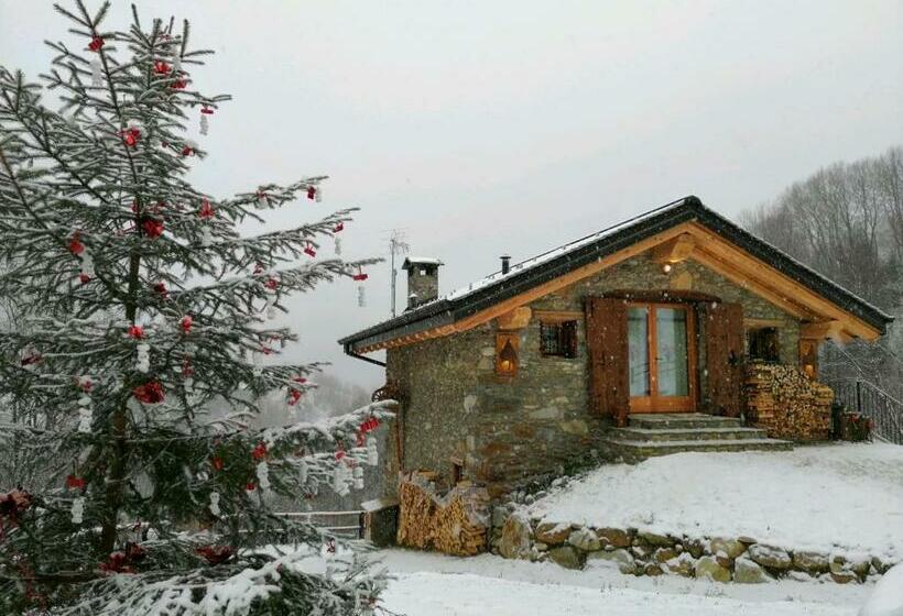 ペンション Chalet Cuore Selvatico