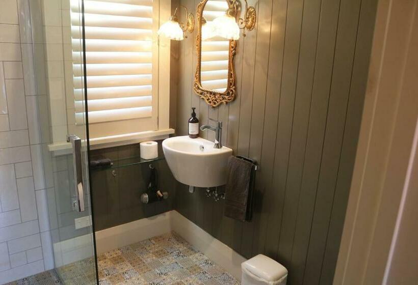 Пансион Luxurious Escape,matakana