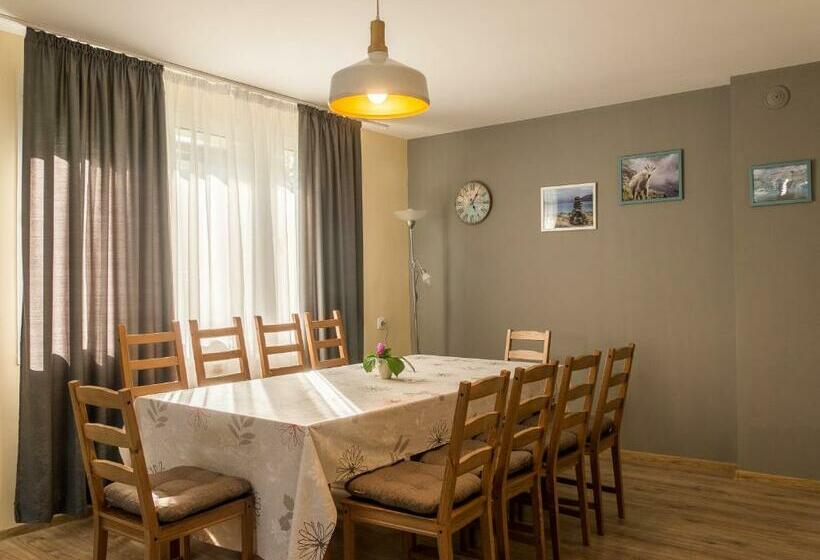 פנסיון Simada Green Guest House