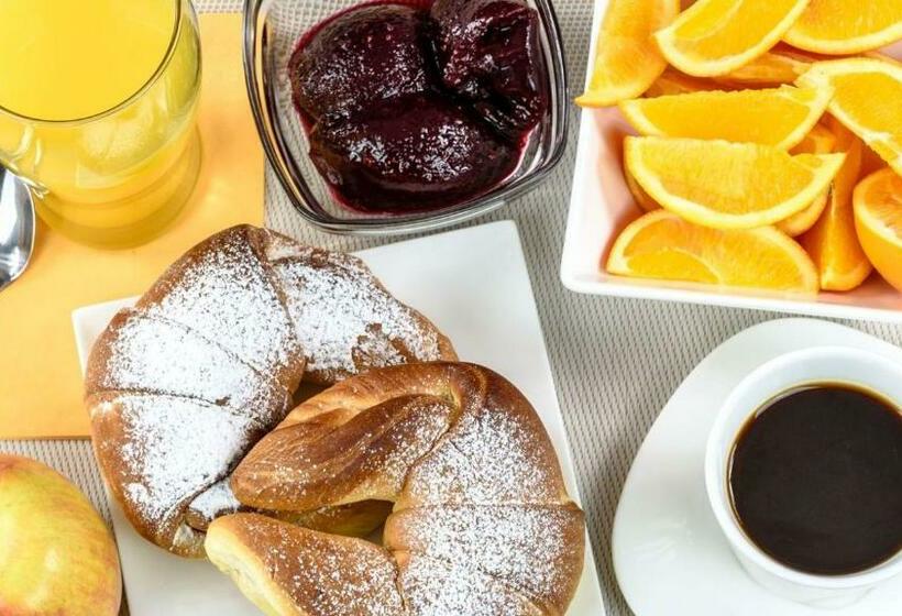 تختخواب و صبحانه Magico Sole