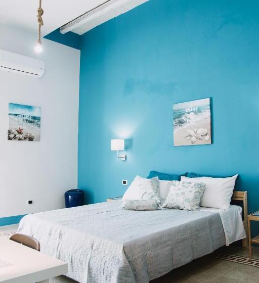 تختخواب و صبحانه Magico Sole