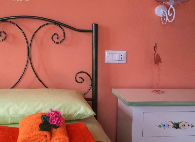 تختخواب و صبحانه Rubilia Rooms Pompei