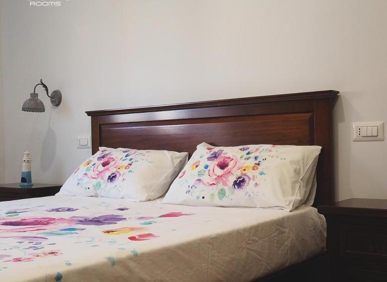 تختخواب و صبحانه Rubilia Rooms Pompei