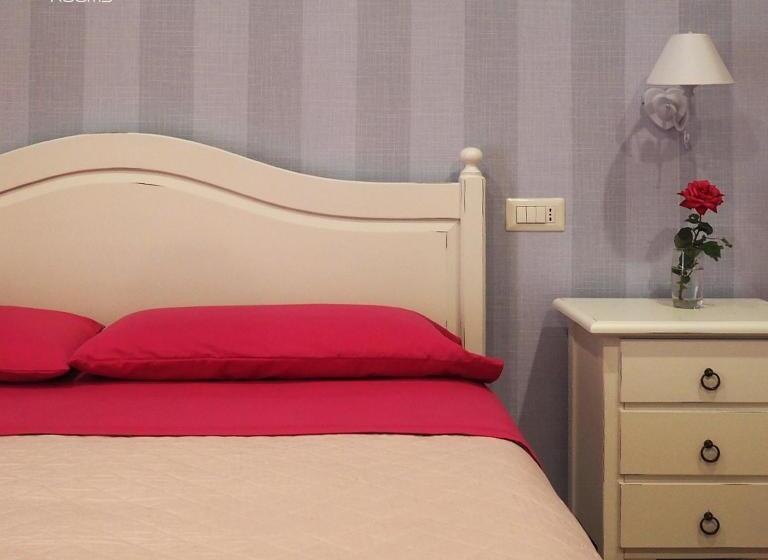 تختخواب و صبحانه Rubilia Rooms Pompei