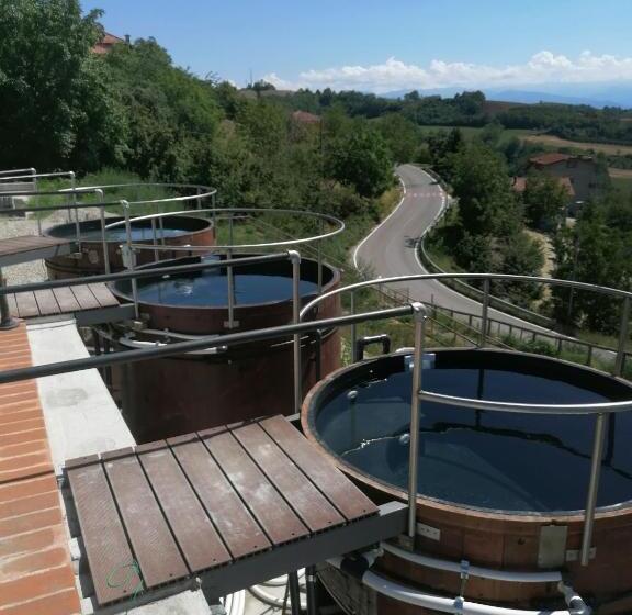 مبيت وإفطار Villa Belvedere Langhe