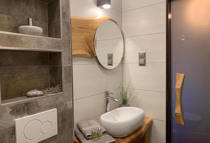 بنسيون Kornbranntgut Hieflau