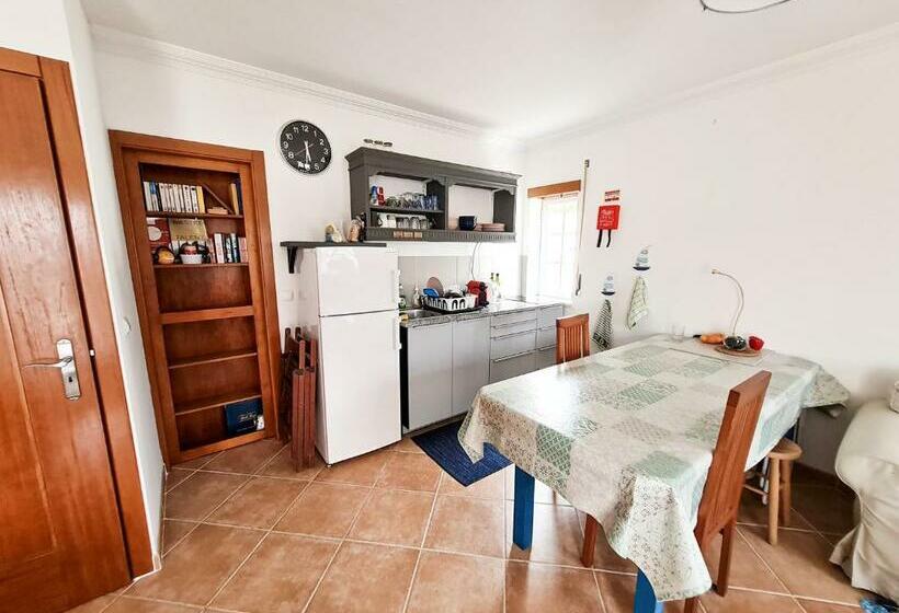 هاستل Cloud To Chill Surfhouse Baleal