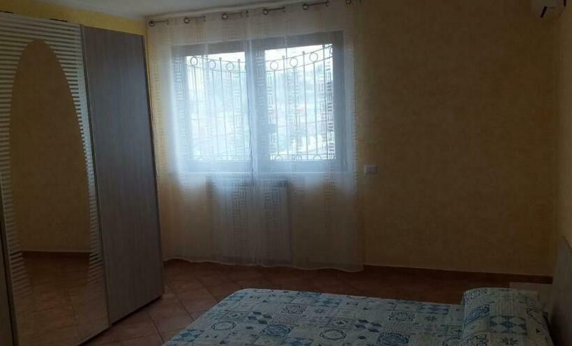 مبيت وإفطار Appartamento House Ida