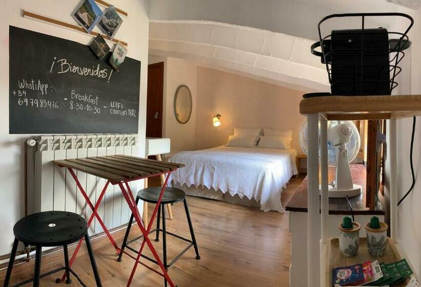 تختخواب و صبحانه Casa Caimari Guest House, For Mountain Lovers!