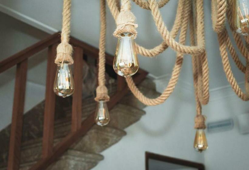تختخواب و صبحانه Casa Caimari Guest House, For Mountain Lovers!