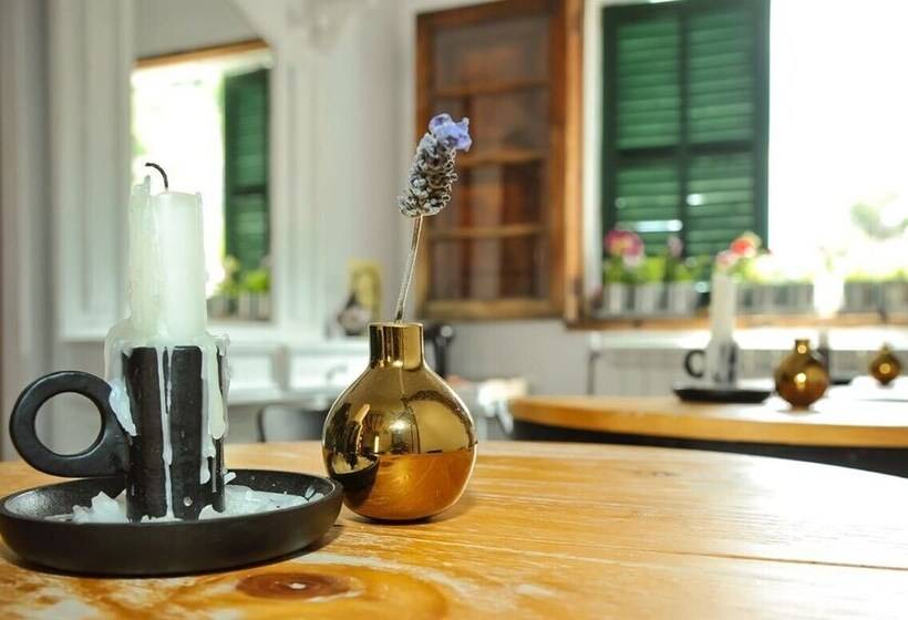 تختخواب و صبحانه Casa Caimari Guest House, For Mountain Lovers!