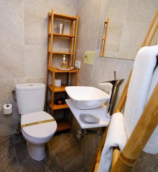 تختخواب و صبحانه Casa Caimari Guest House, For Mountain Lovers!