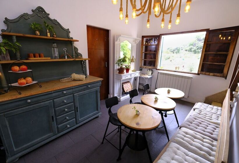تختخواب و صبحانه Casa Caimari Guest House, For Mountain Lovers!