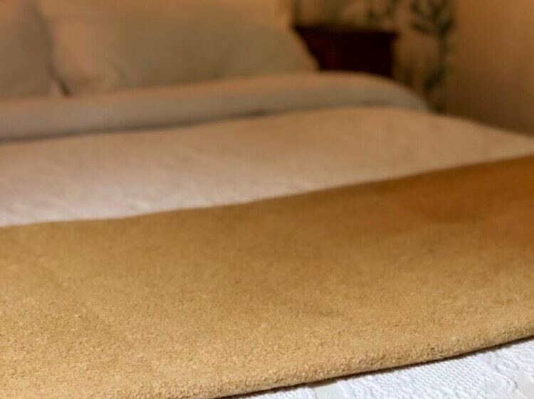 تختخواب و صبحانه Casa Caimari Guest House, For Mountain Lovers!