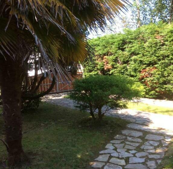 مبيت وإفطار Chez Uli