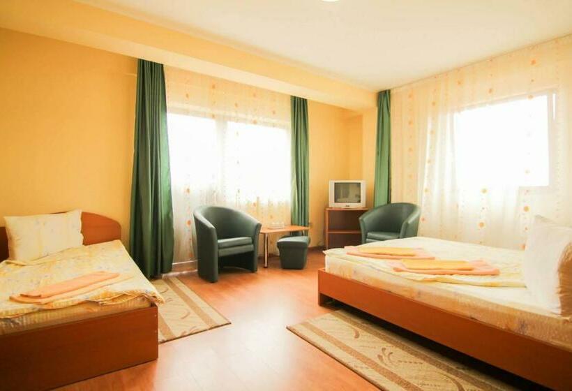 פנסיון Casa Soricelu