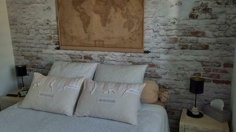 ペンション Chambre D Hôte La Paisible