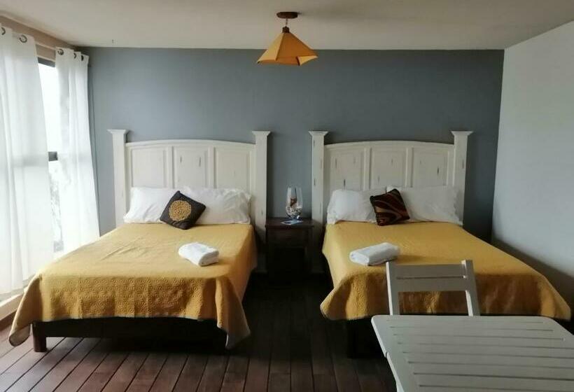 پانسیون Hostal Mago