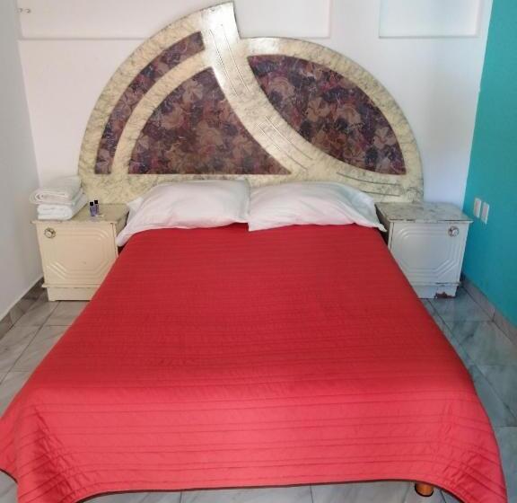 پانسیون Hostal Mago