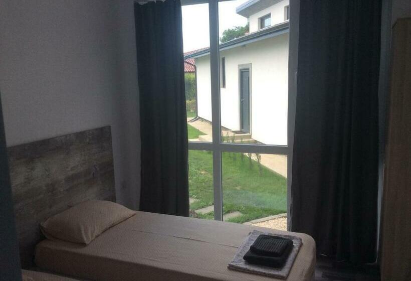 پانسیون Karia Apartments