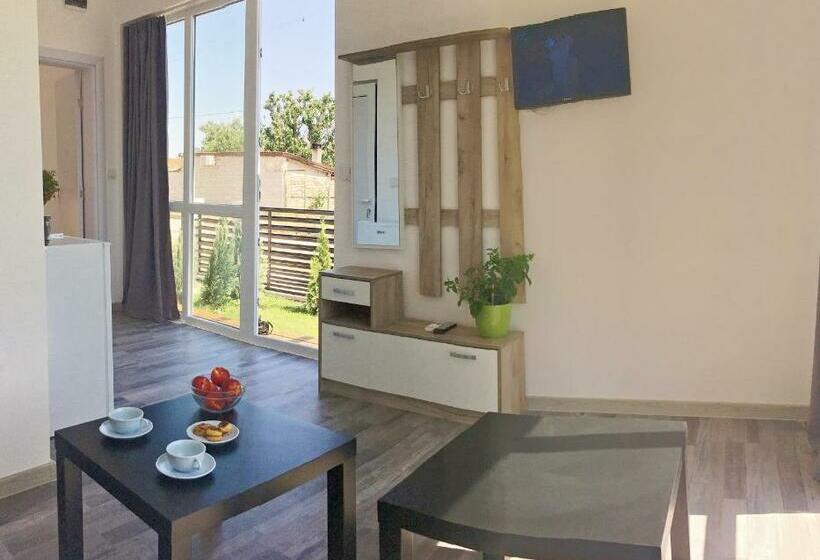پانسیون Karia Apartments