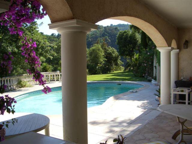 بنسيون La Grimaudière