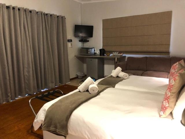 تختخواب و صبحانه Kliprand Guest House