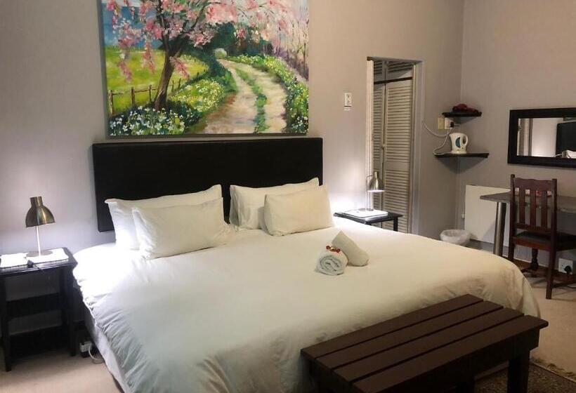تختخواب و صبحانه Kliprand Guest House