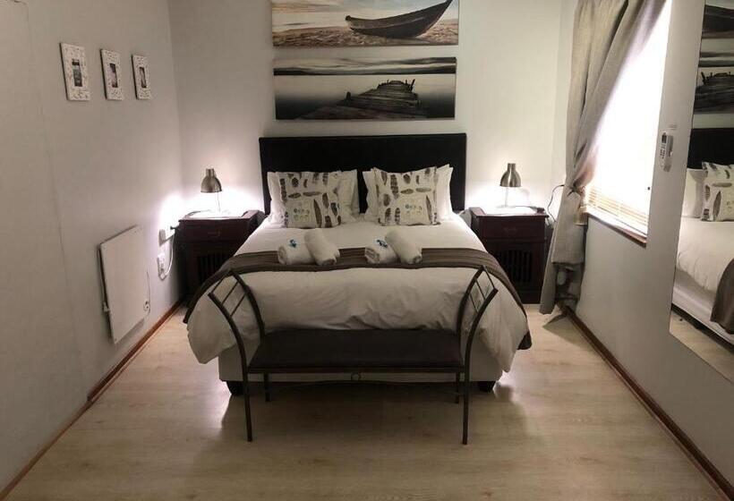تختخواب و صبحانه Kliprand Guest House