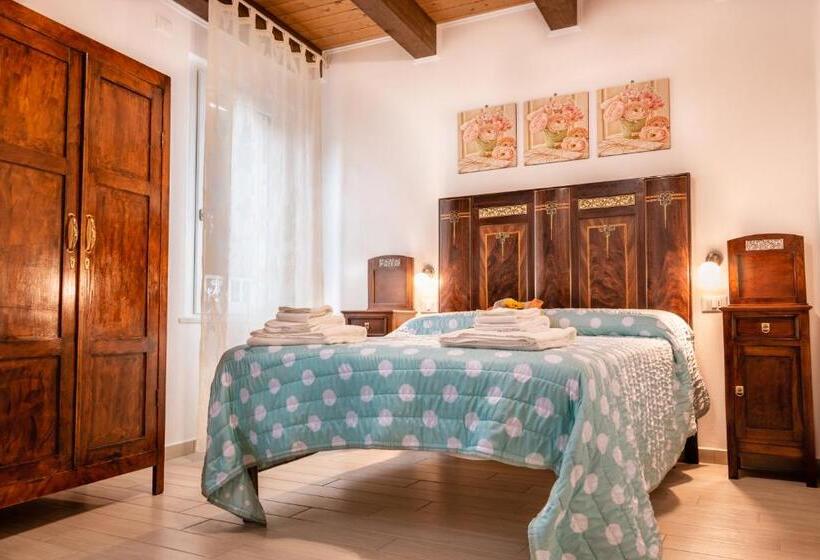 تختخواب و صبحانه La Casa Di Santino