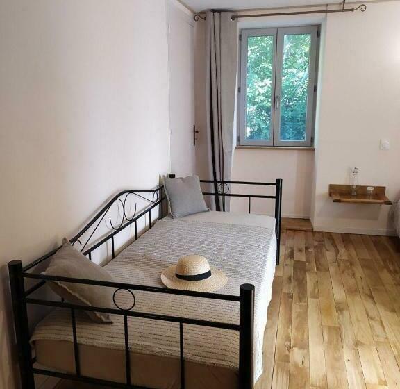 مبيت وإفطار La Ferme Les Mamours