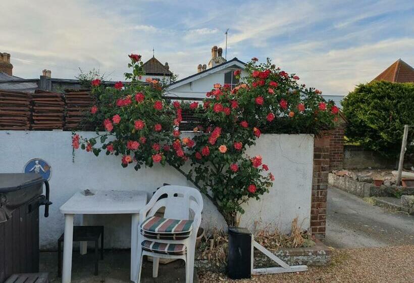 مبيت وإفطار Old Coach House